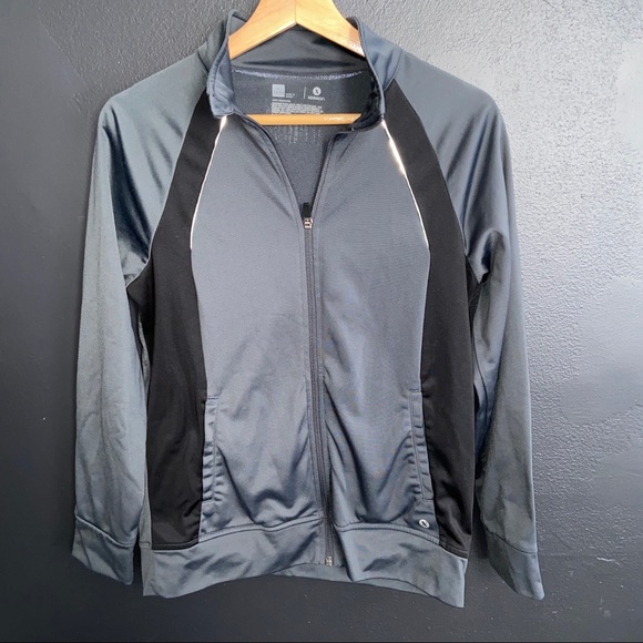 xersion track jacket